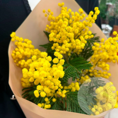 Букет из мимозы в магазине Цветы Планеты