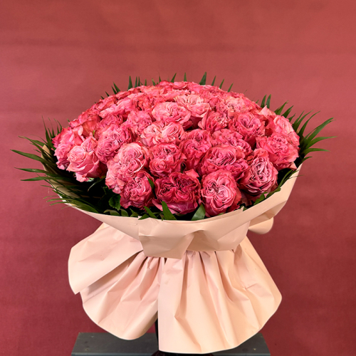 Монобукет из роз Кантри Блюз 25 шт. 70 см. в магазине Цветы Планеты