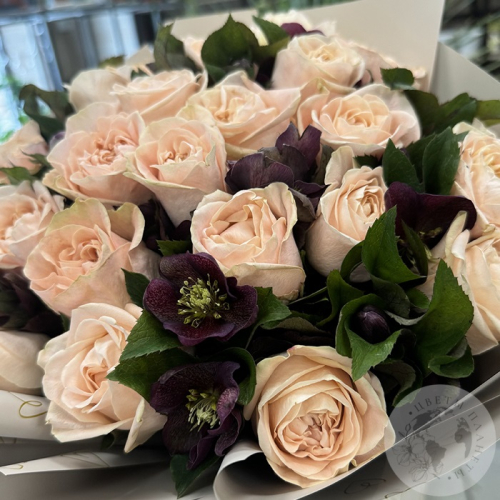 Букет 25 роз микс в магазине Цветы Планеты