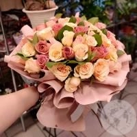 Букет из роз "Любимому человеку" в магазине Цветы Планеты
