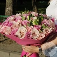 Букет из роз и альстромерий "Шикарный" в магазине Цветы Планеты
