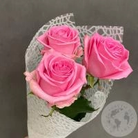 3 розы розовых 50 см. в магазине Цветы Планеты