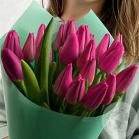15 тюльпанов бордовых в магазине Цветы Планеты