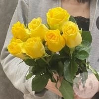 7 роз желтых 40 см. в магазине Цветы Планеты