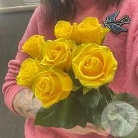 7 роз желтых 50 см. в магазине Цветы Планеты