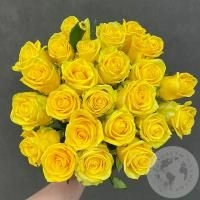 21 роза желтая 50 см.